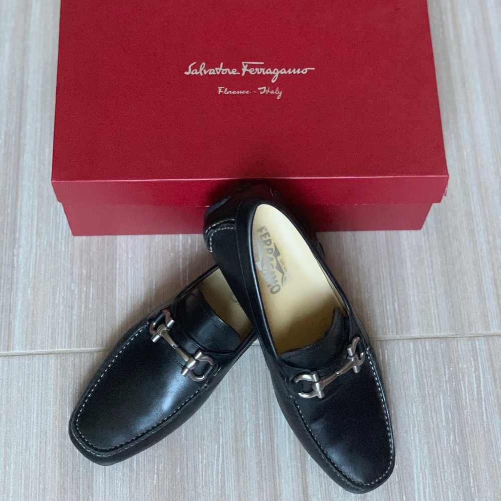 Salvatore Ferragamo Parigi Leather Loafers